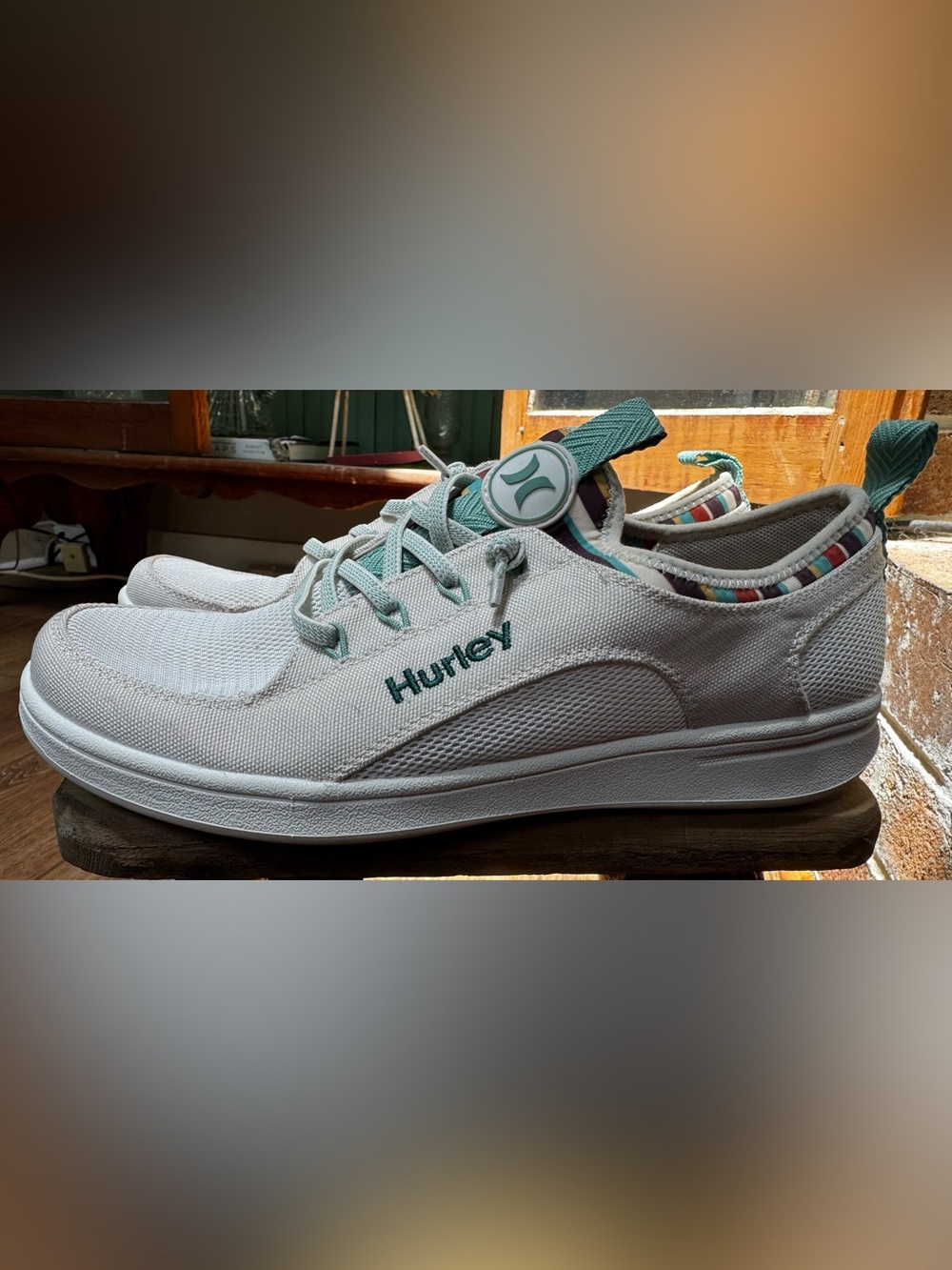 Hurley White Sneaker with Mint Green Accents